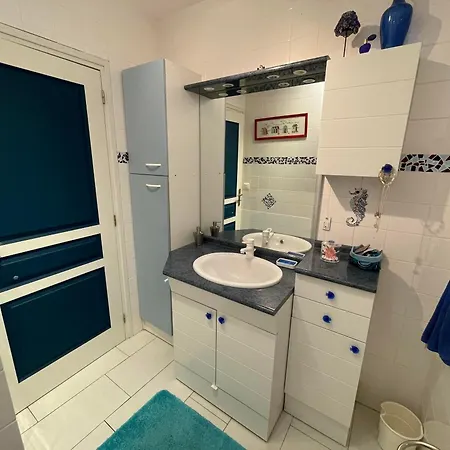 Homestay Chez Lolo *